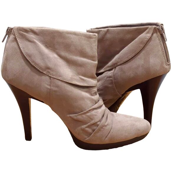 Nine West Jaxine2 Taupe Beige Ankle Booties Women's 10 Faux Suede Office Slouch - Picture 1 of 8